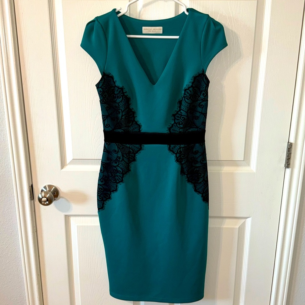 Dorothy Perkins Beautiful Bodycon Dress green/black lace